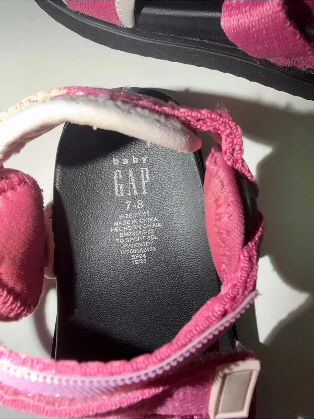 Baby Gap Kids Pink Double Straps Sporty Sandals Size 7-8 Adjustable Straps